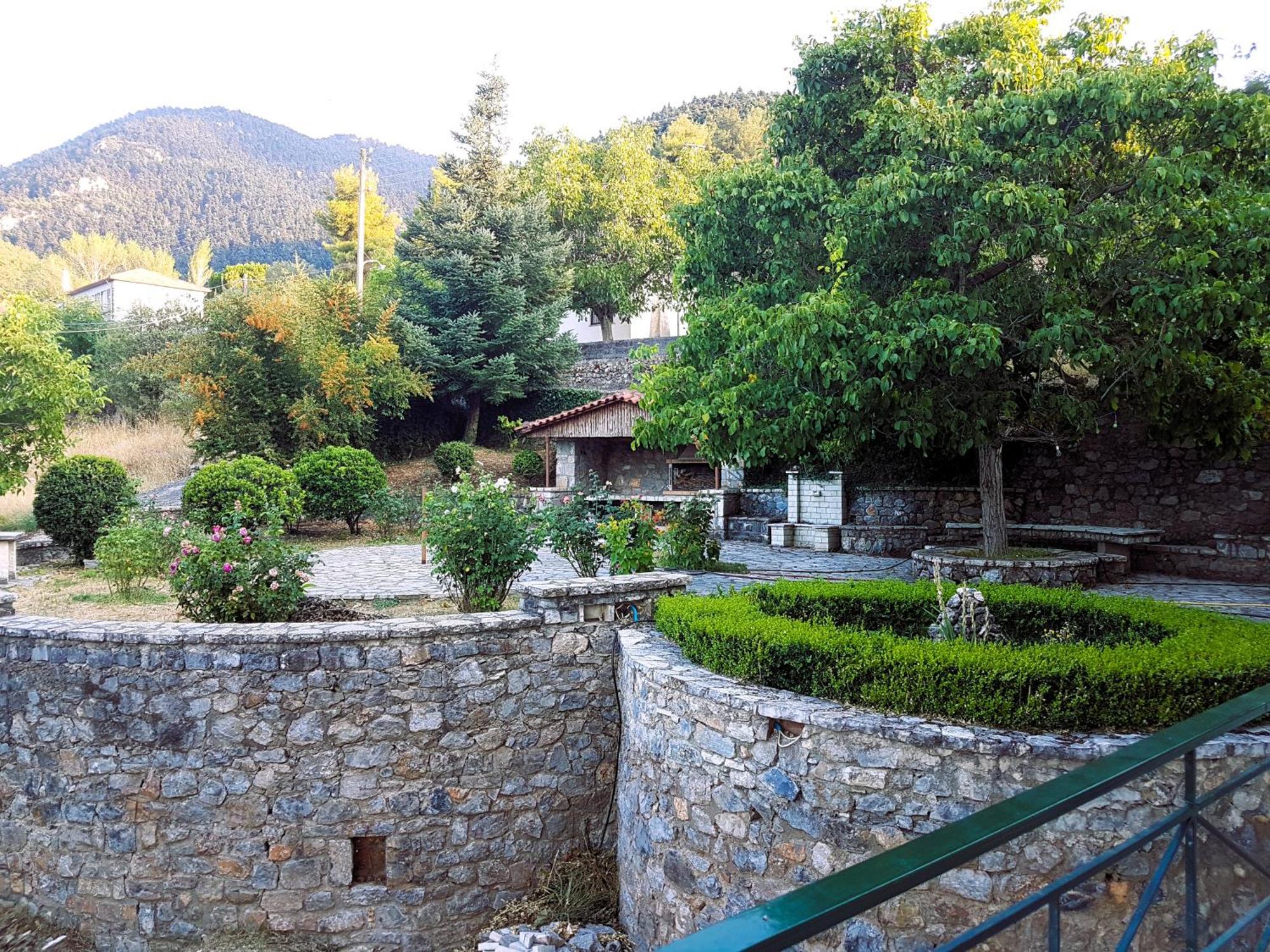 VlachernaΤο Αλώνιアパートメント エクステリア 写真